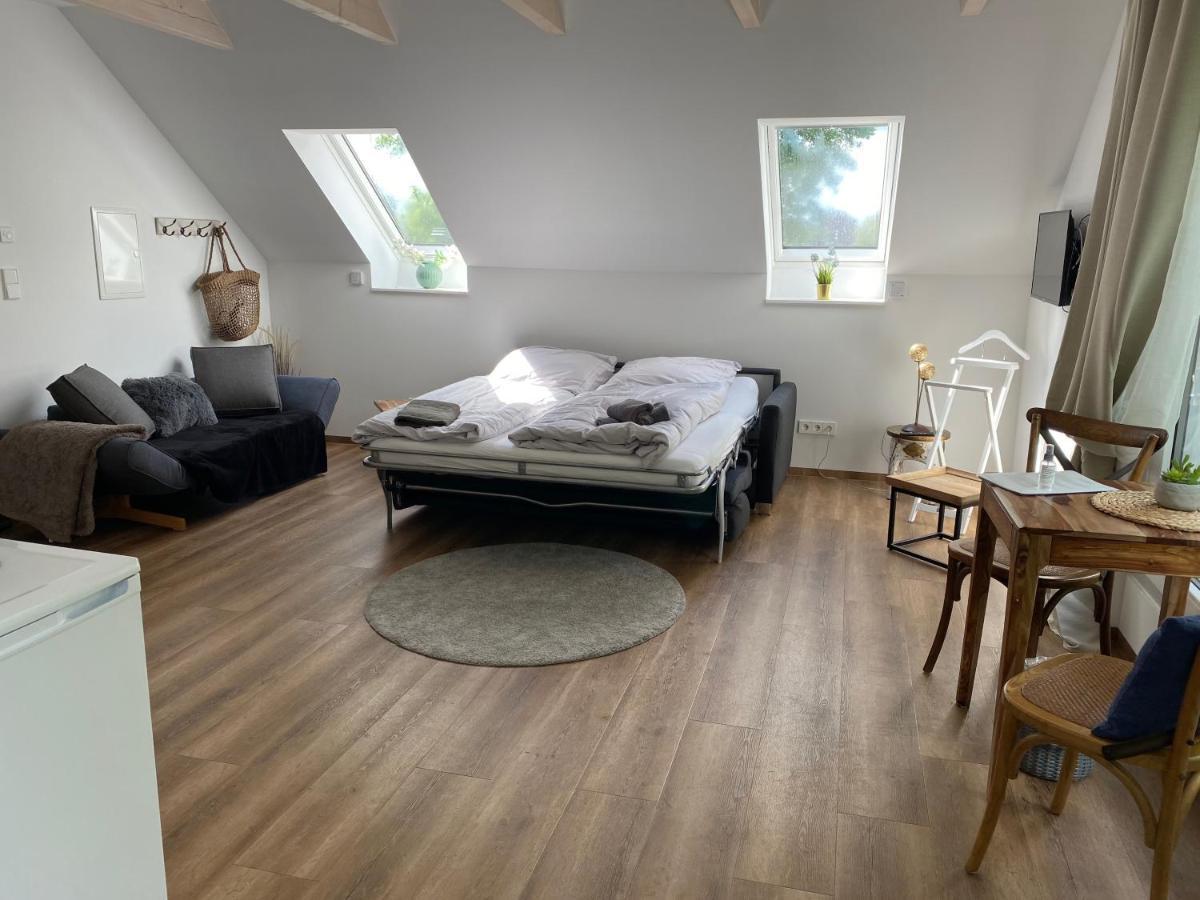 Tiny House Oder Ferienwohnung Auf Der Sunset Marina Berlin Eksteriør billede