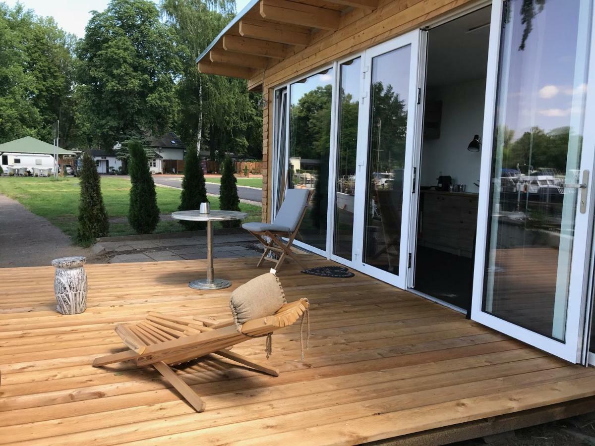 Tiny House Oder Ferienwohnung Auf Der Sunset Marina Berlin Eksteriør billede