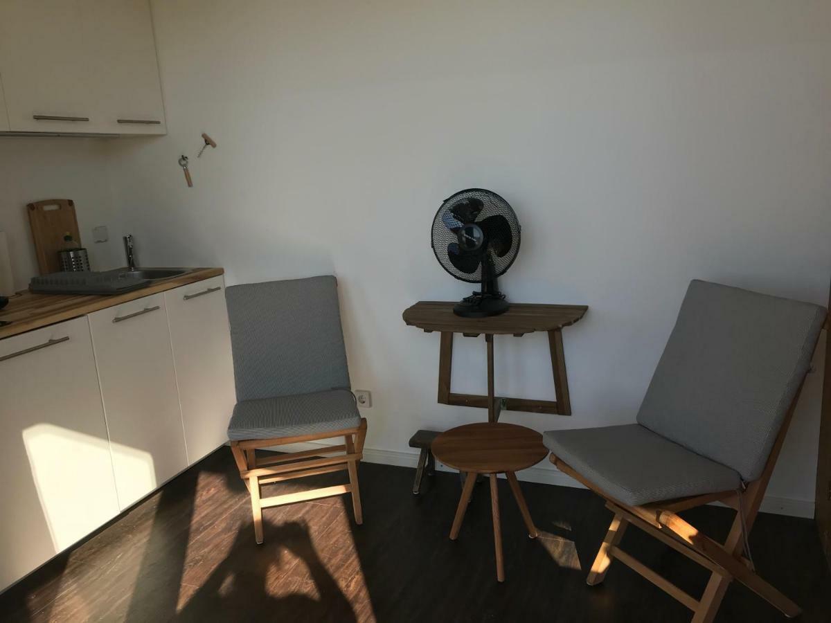 Tiny House Oder Ferienwohnung Auf Der Sunset Marina Berlin Eksteriør billede